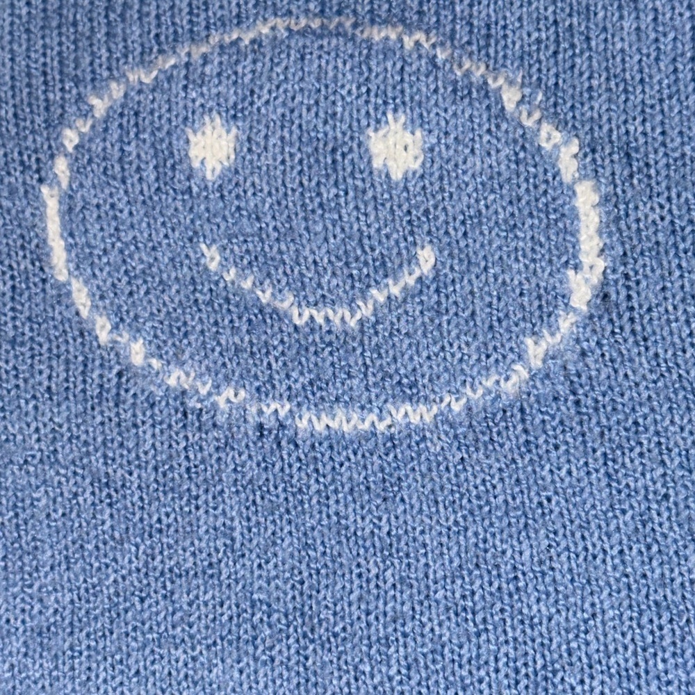 Moon & Madison Cropped Knit Sweater - Picture 5 of 5